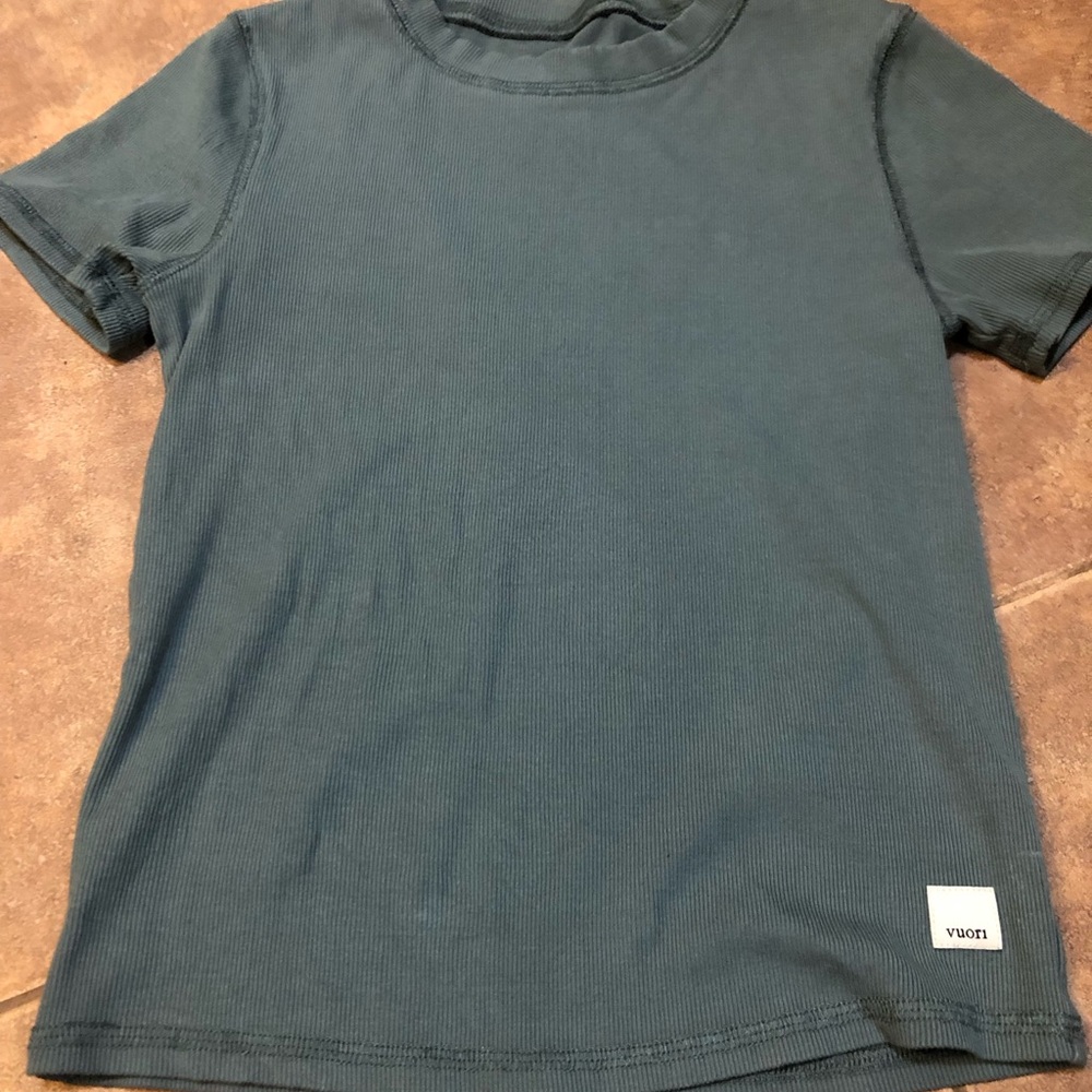 Vuori Ribbed Teal Top